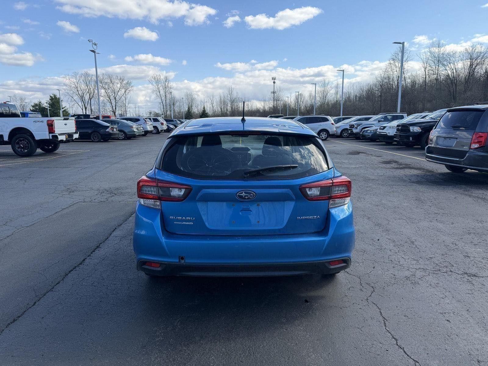2023 Subaru Impreza Base