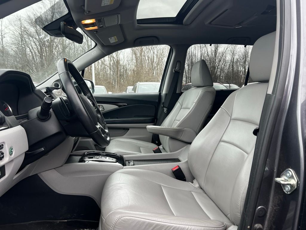 2020 Honda Pilot Touring 7 Passenger