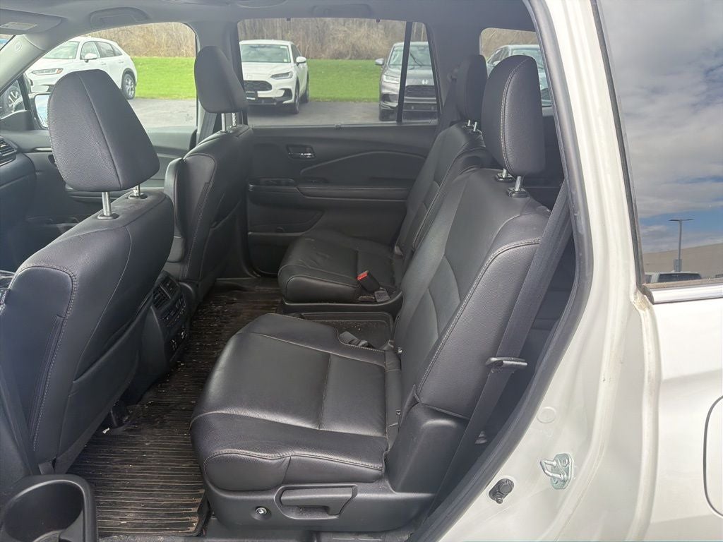 2021 Honda Pilot Touring 7 Passenger