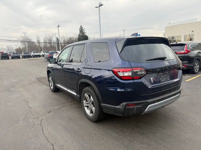 2023 Honda Pilot EX-L 8 Passenger