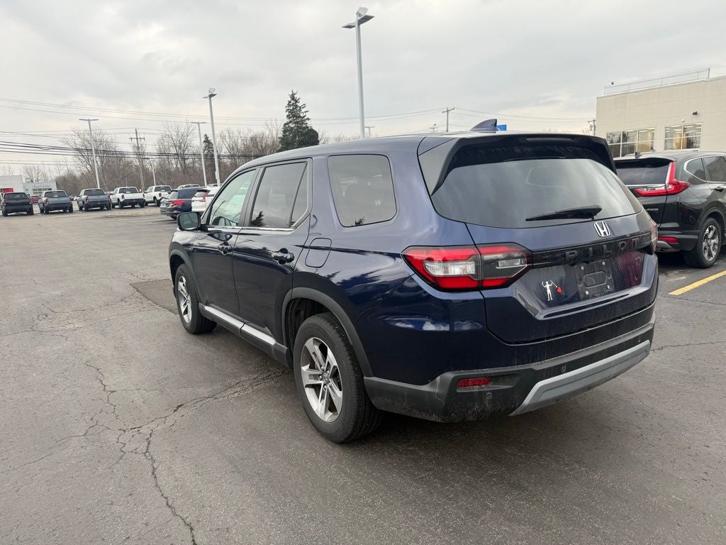 2023 Honda Pilot EX-L 8 Passenger