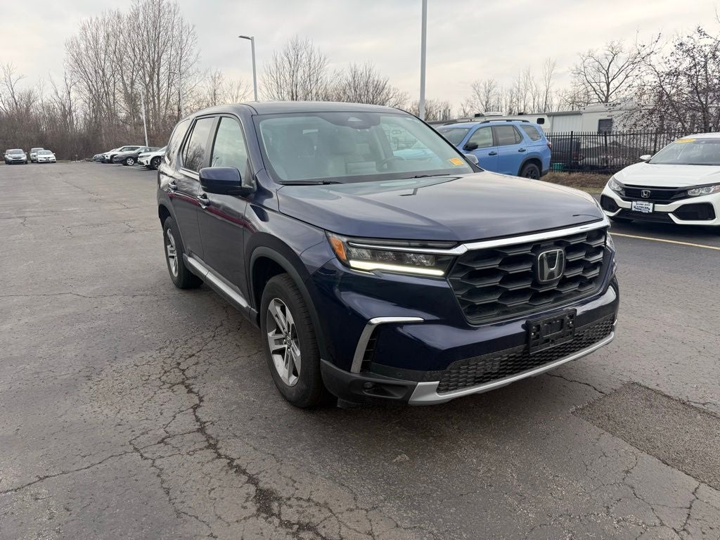 2023 Honda Pilot EX-L 8 Passenger