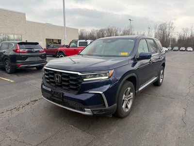 2023 Honda Pilot EX-L 8 Passenger