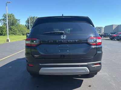 2023 Honda Pilot EX-L w/Rear Captain's Chairs