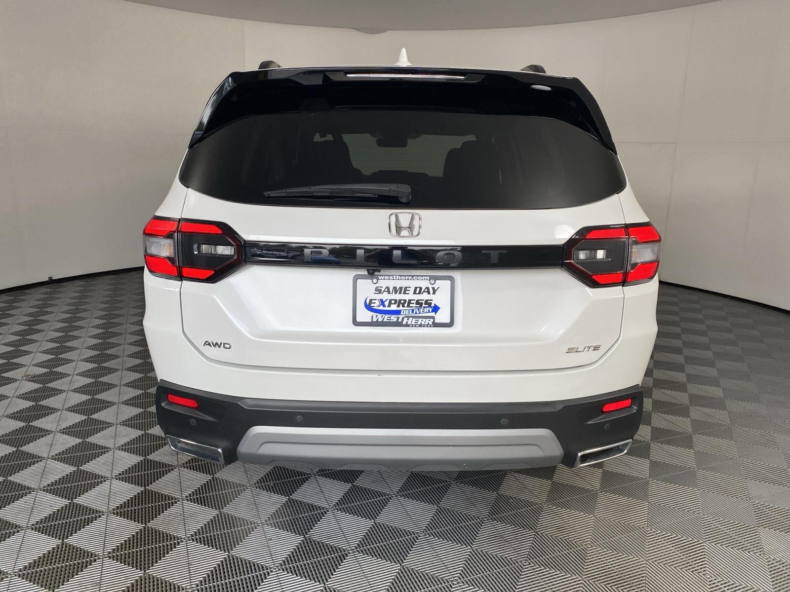 2023 Honda Pilot Elite