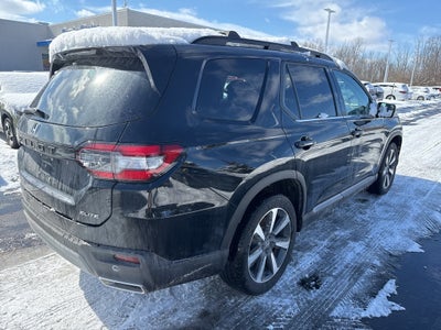 2023 Honda Pilot Elite