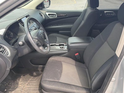 2019 Nissan Pathfinder SV