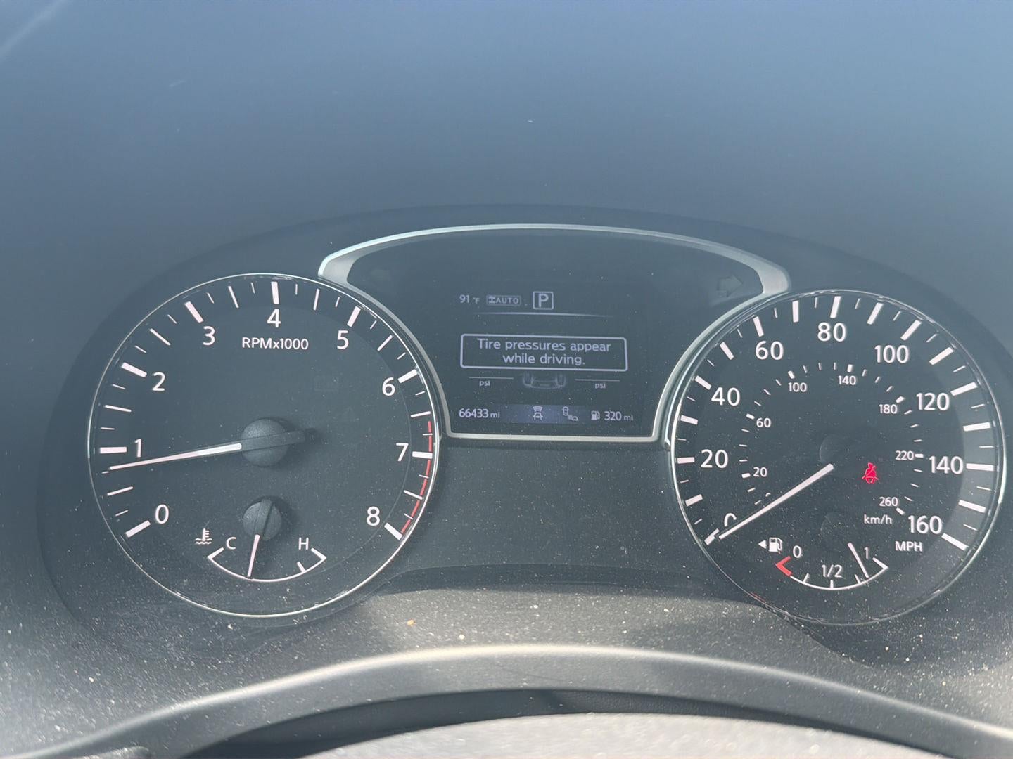 2019 Nissan Pathfinder SV
