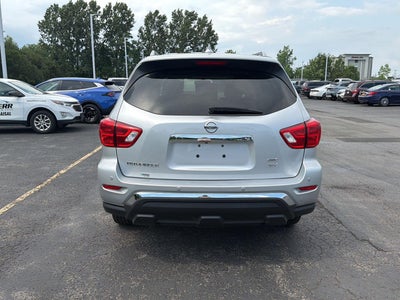 2019 Nissan Pathfinder SV