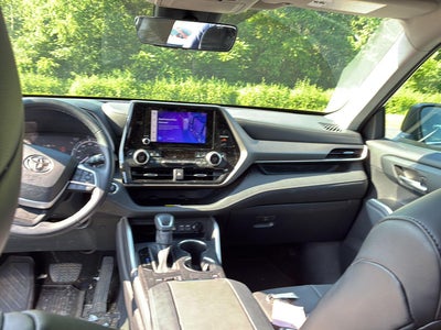 2023 Toyota Highlander XLE