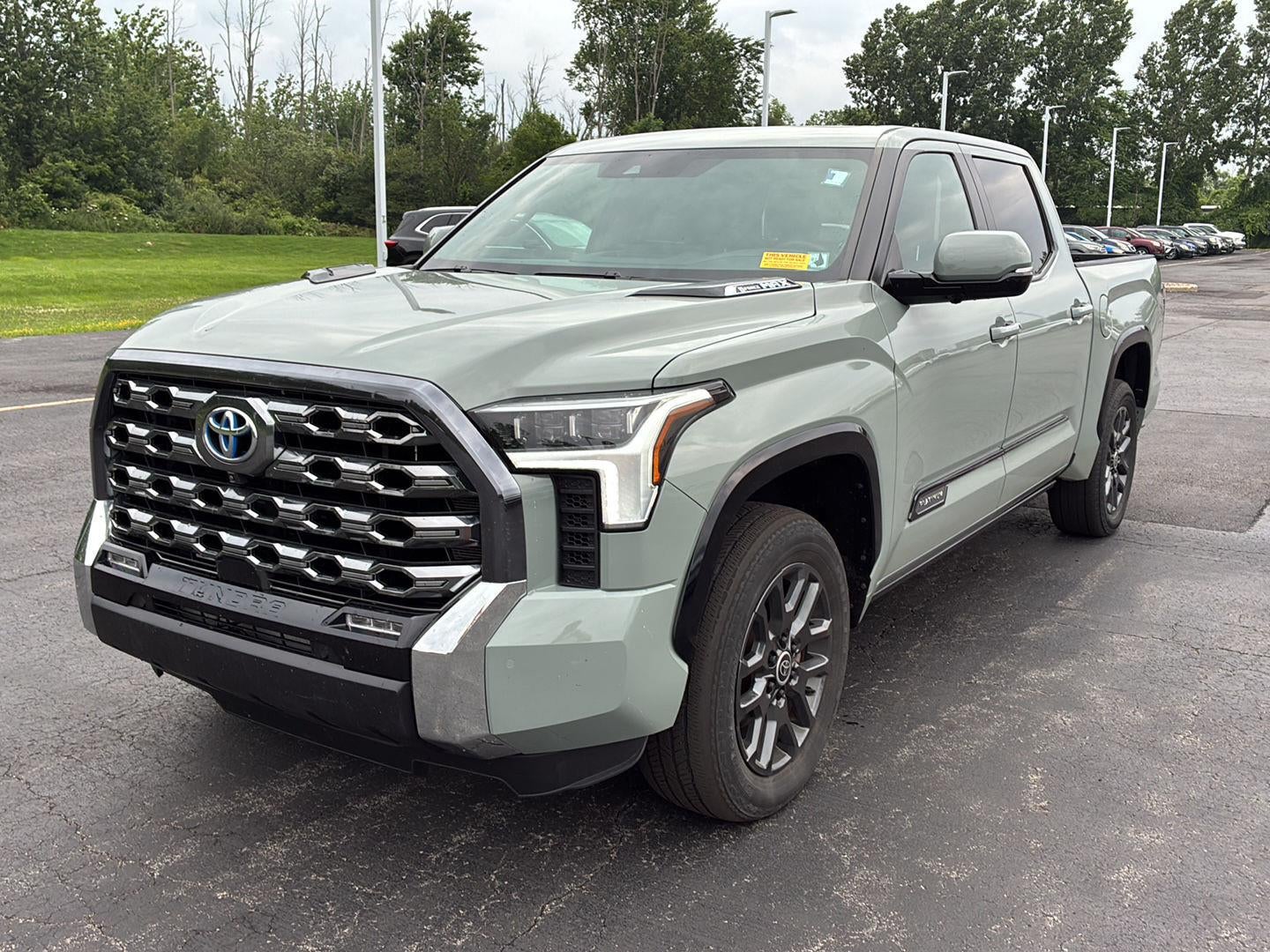 2024 Toyota Tundra Platinum HV