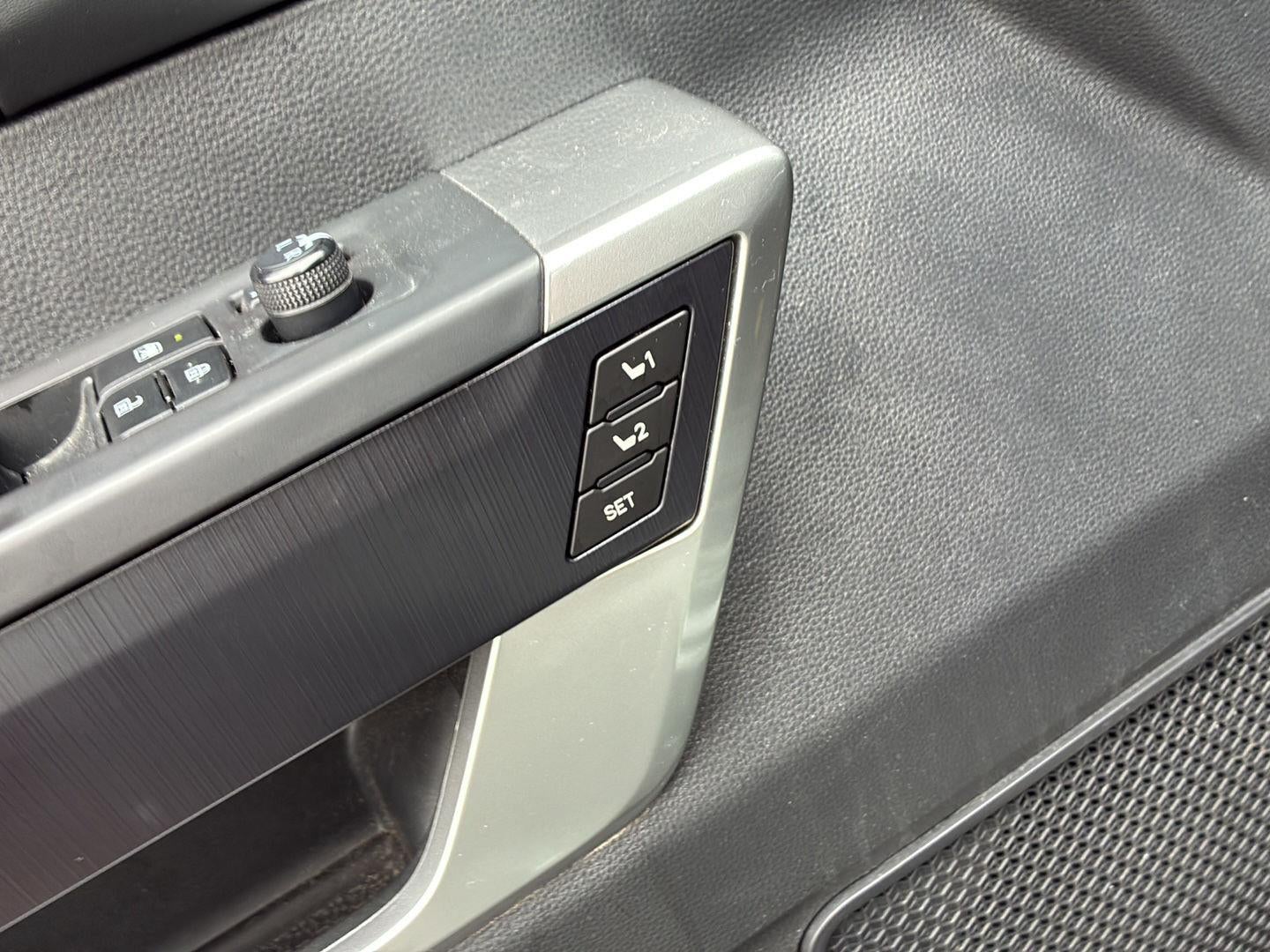 2024 Toyota Tundra Platinum HV