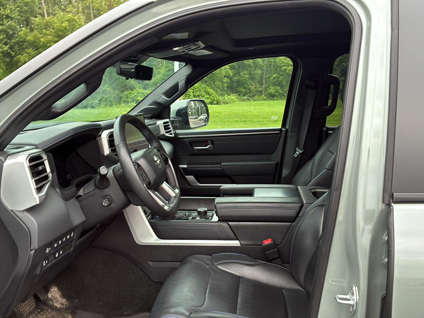 2024 Toyota Tundra Platinum HV