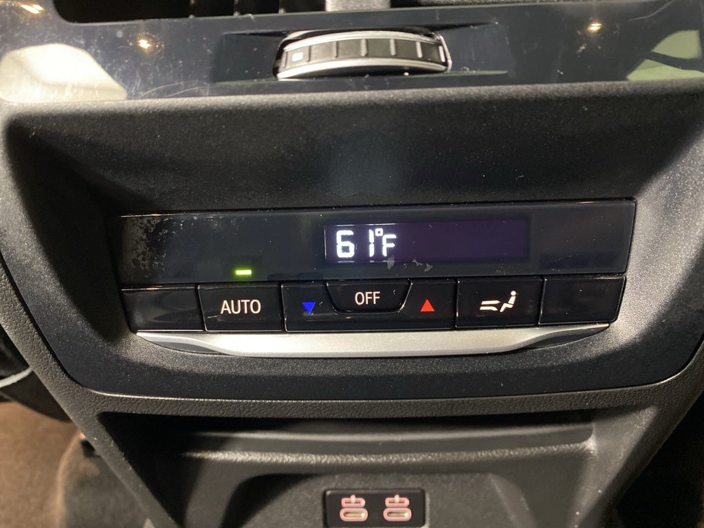 2025 BMW X4 xDrive30i