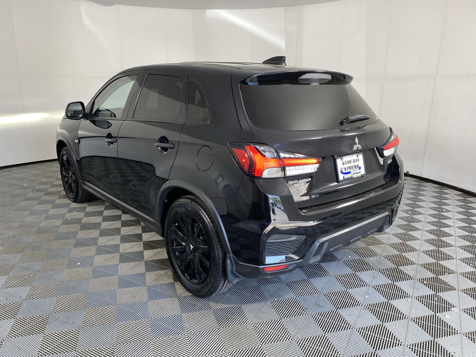 2024 Mitsubishi Outlander Sport LE