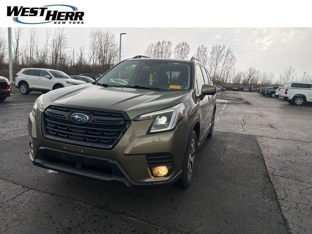 2023 Subaru Forester Premium