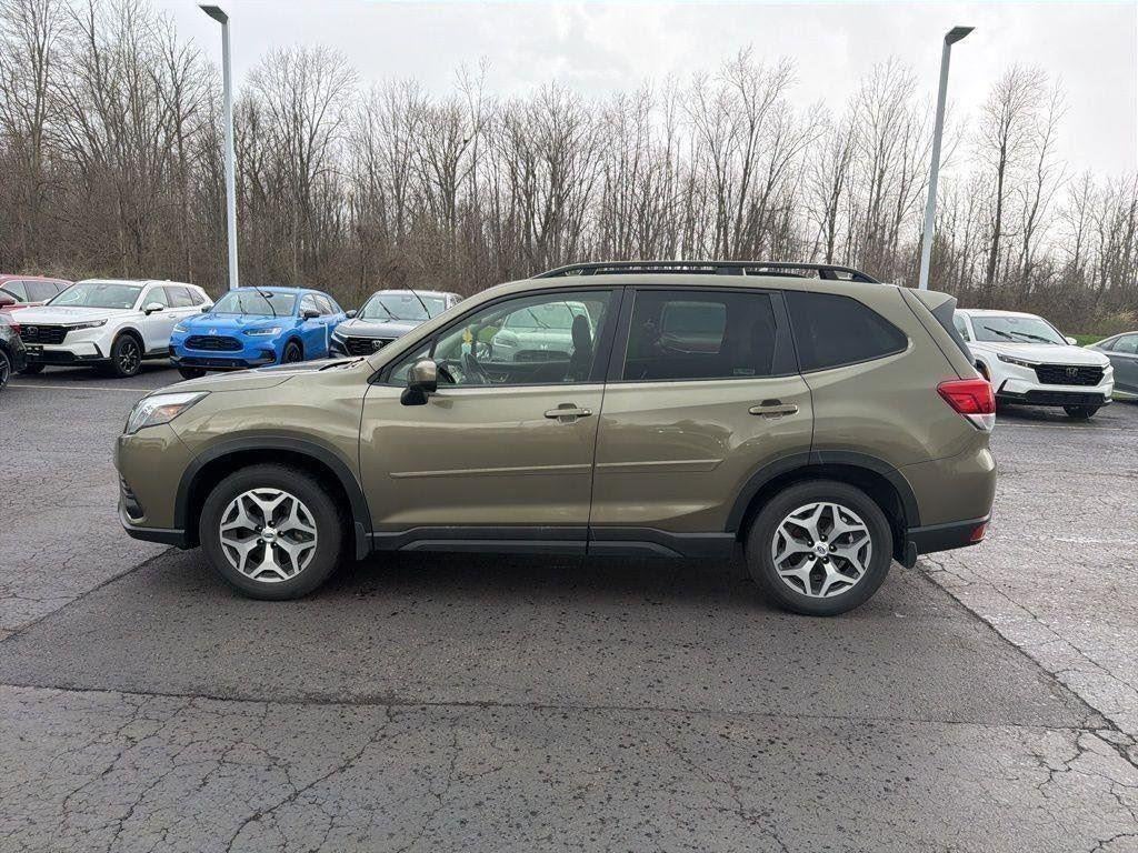 2023 Subaru Forester Premium
