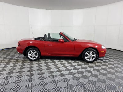 2001 Mazda Mazda MX-5 Miata Base