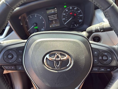 2024 Toyota Corolla Hybrid SE