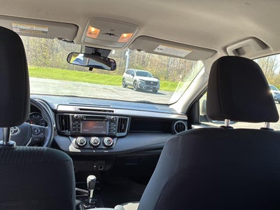 2017 Toyota RAV4 LE