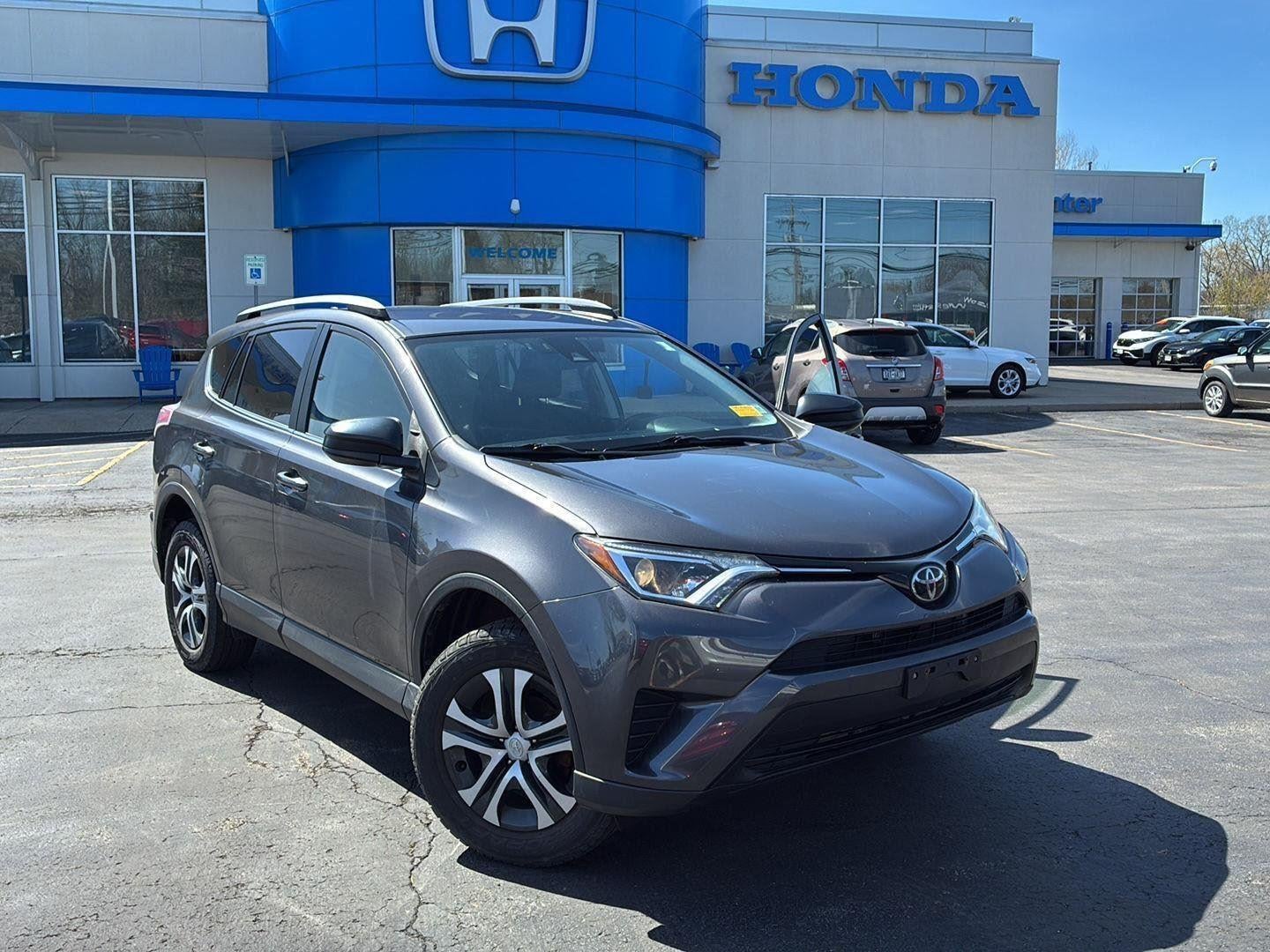 2017 Toyota RAV4 LE