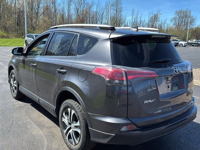 2017 Toyota RAV4 LE