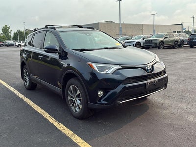 2017 Toyota RAV4 Hybrid XLE