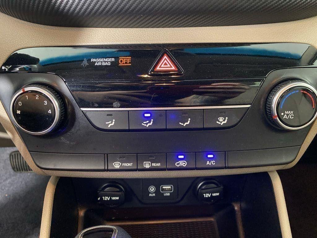 2020 Hyundai TUCSON SE