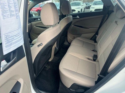 2020 Hyundai TUCSON SE