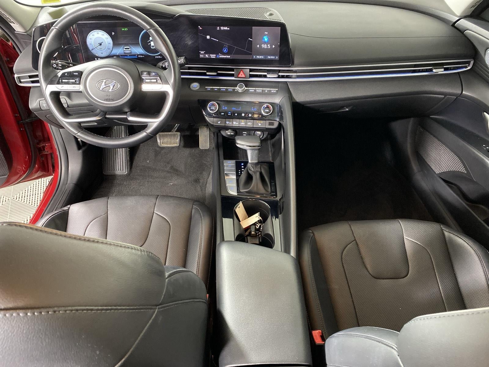 2021 Hyundai ELANTRA Limited