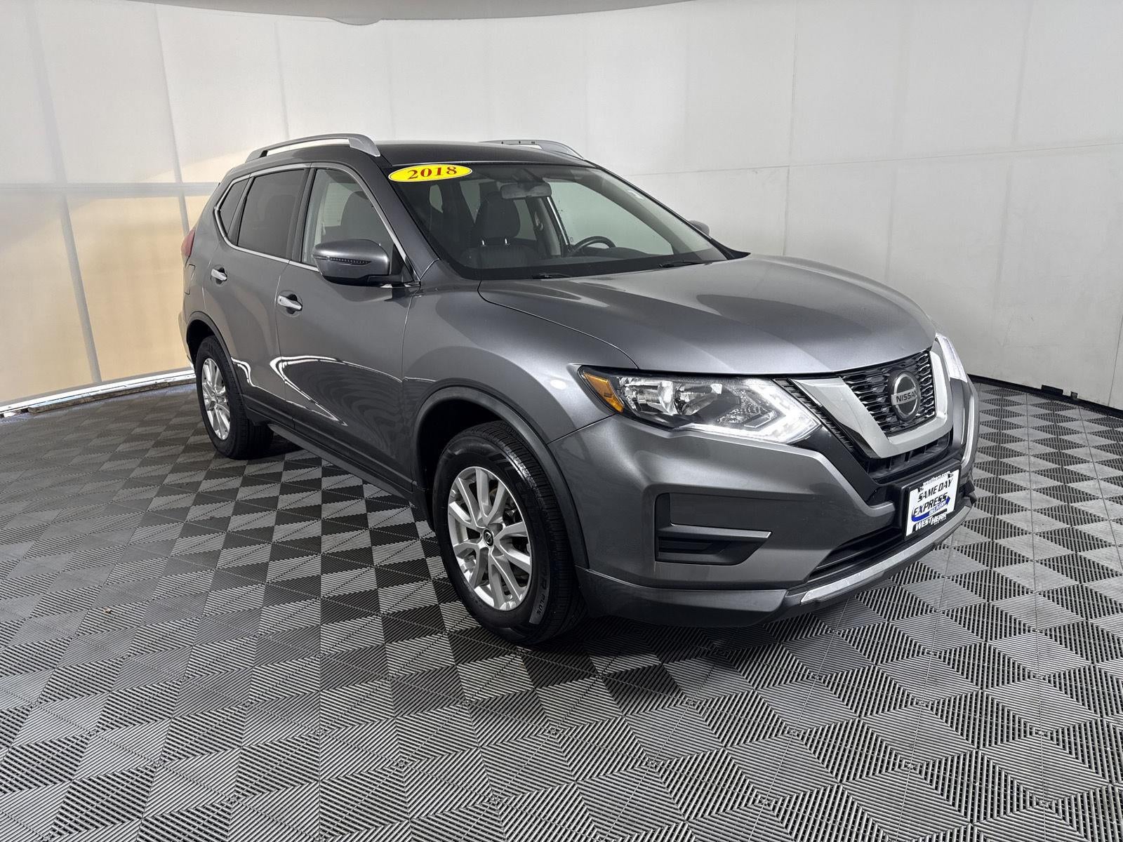 2018 Nissan Rogue SV