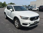 2022 Volvo XC40 Momentum