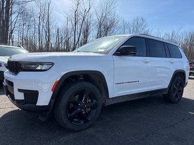 2022 Jeep Grand Cherokee L Altitude 4WD