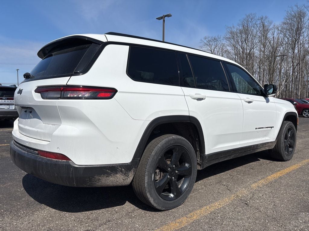 2022 Jeep Grand Cherokee L Altitude 4WD