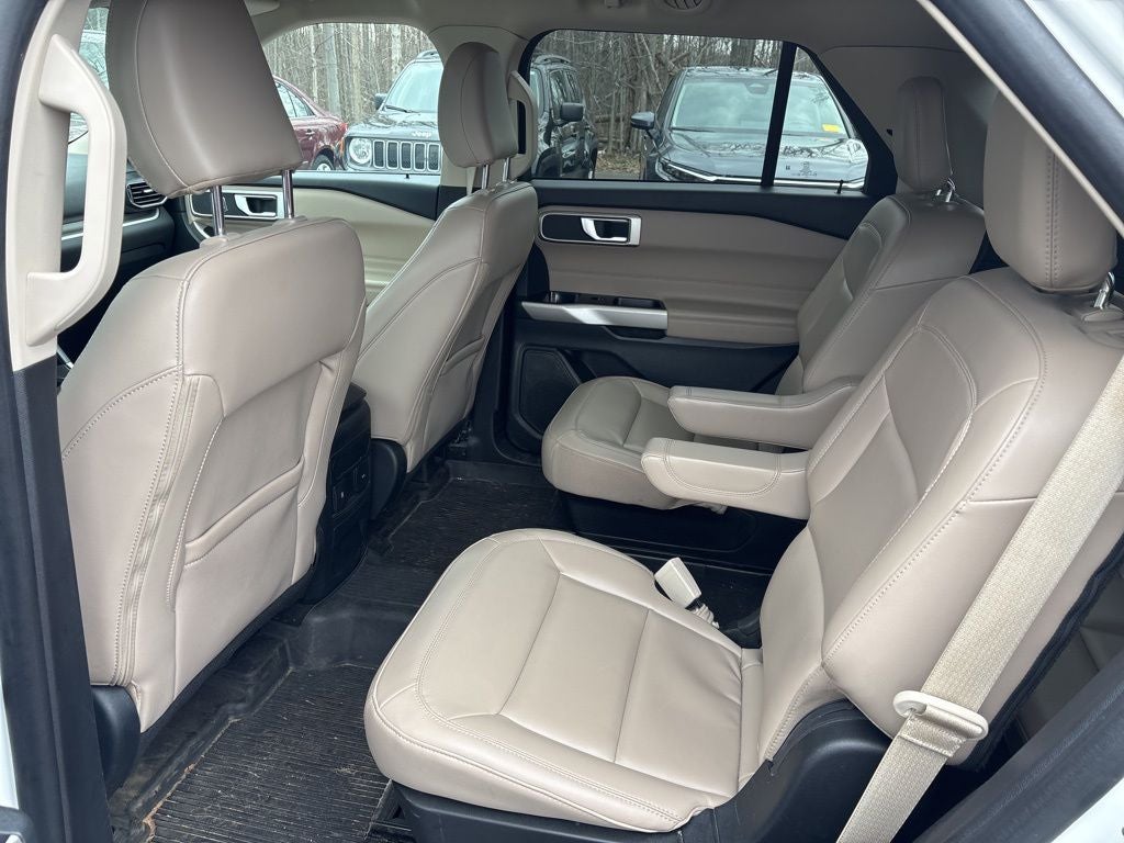 2023 Ford Explorer XLT 4WD