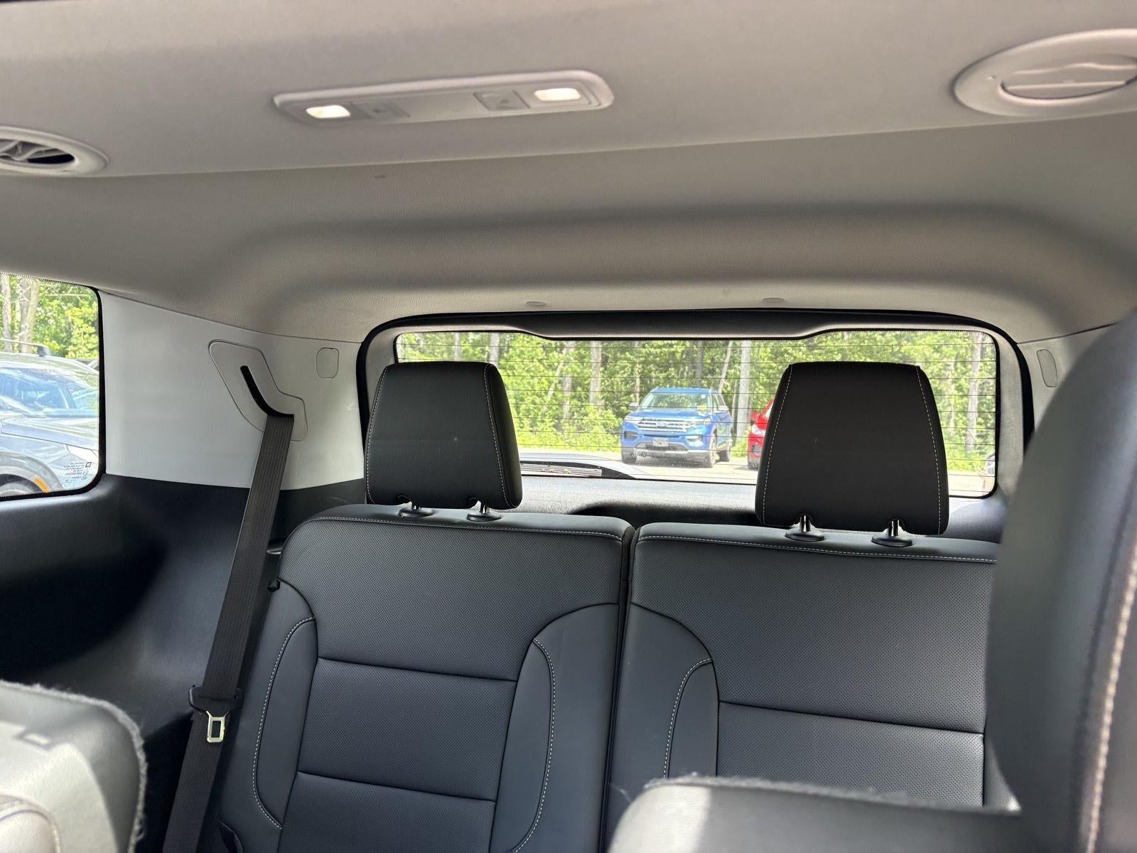 2022 GMC Acadia SLT