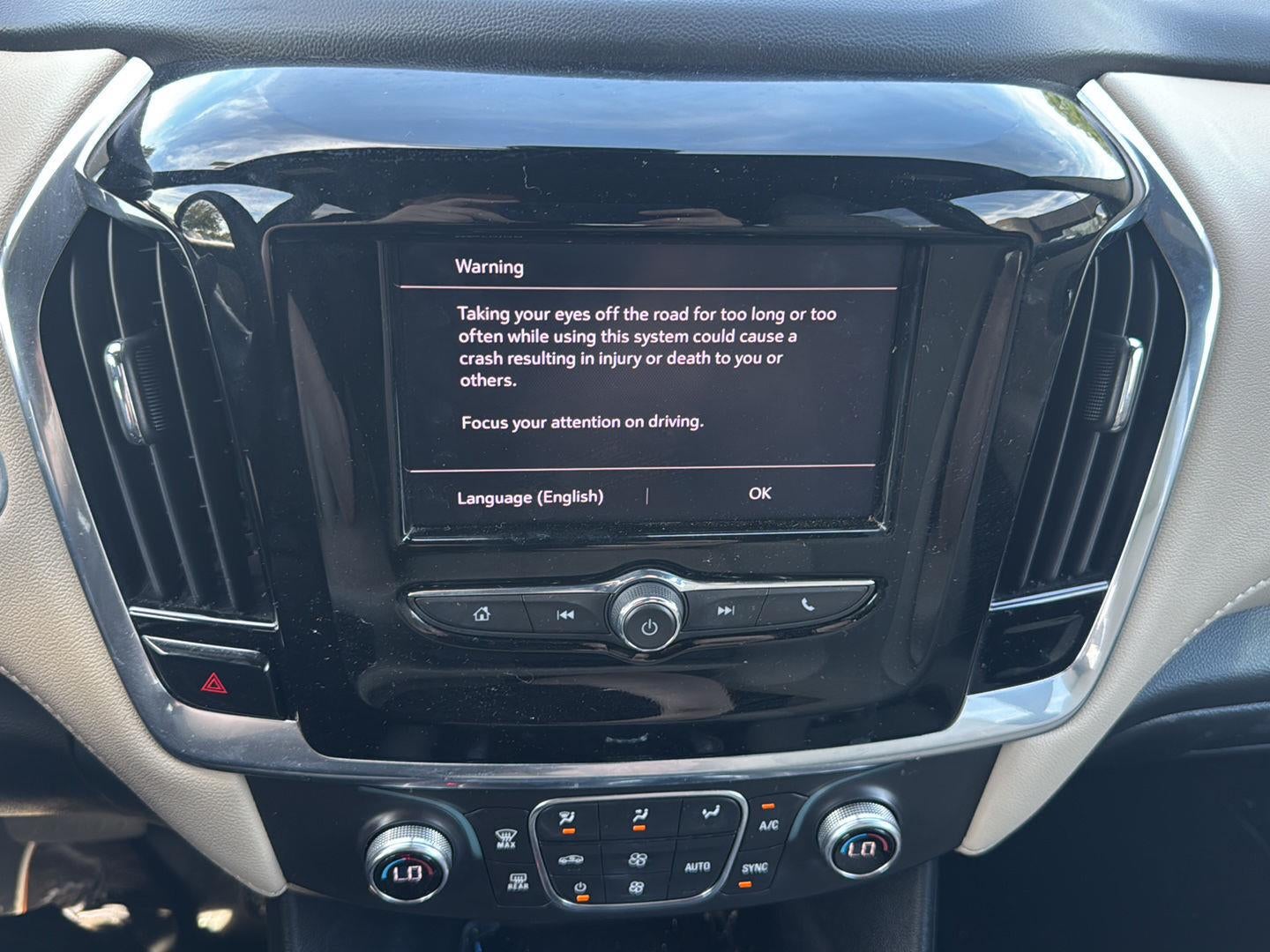 2023 Chevrolet Traverse LS