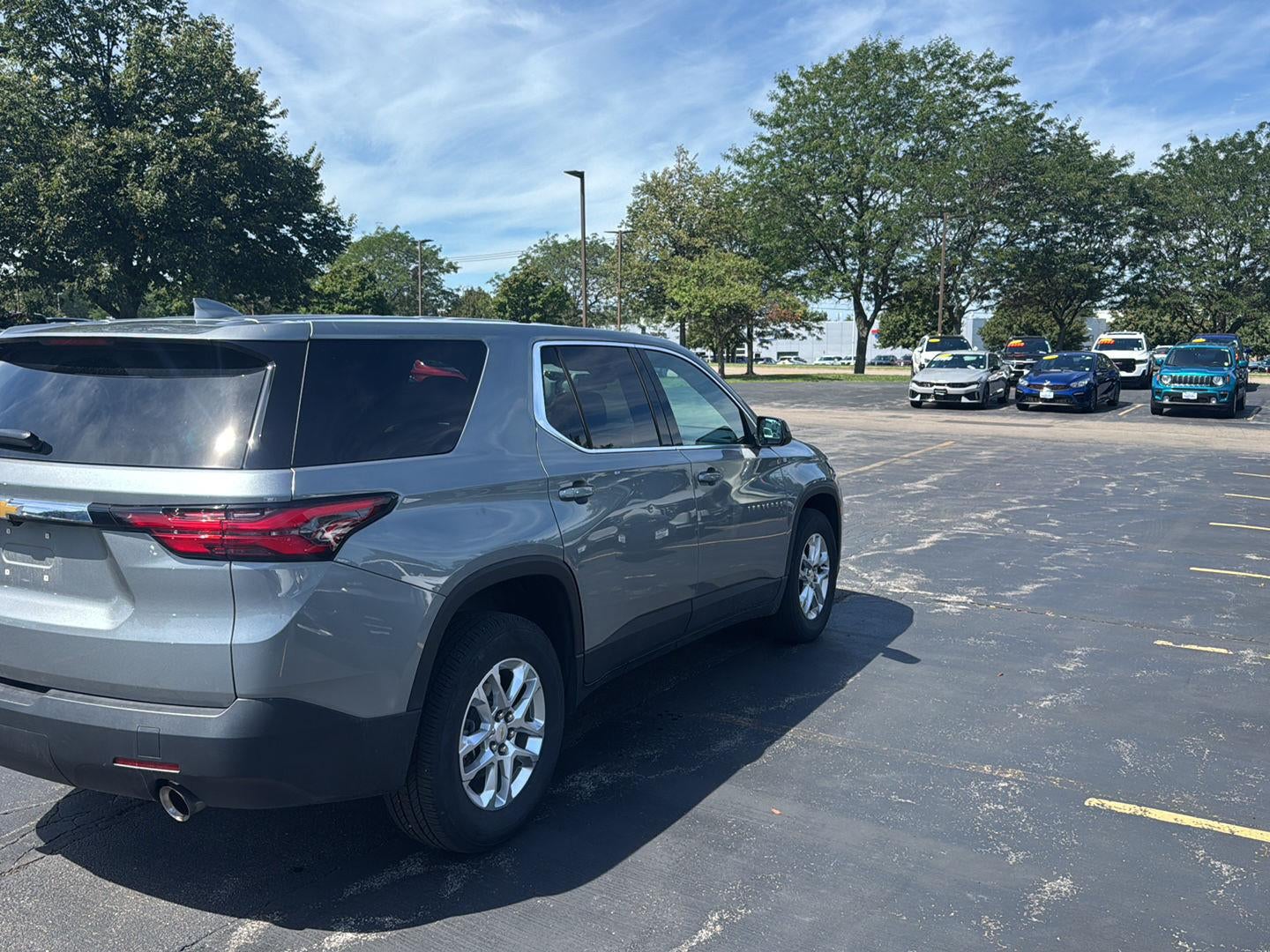 2023 Chevrolet Traverse LS
