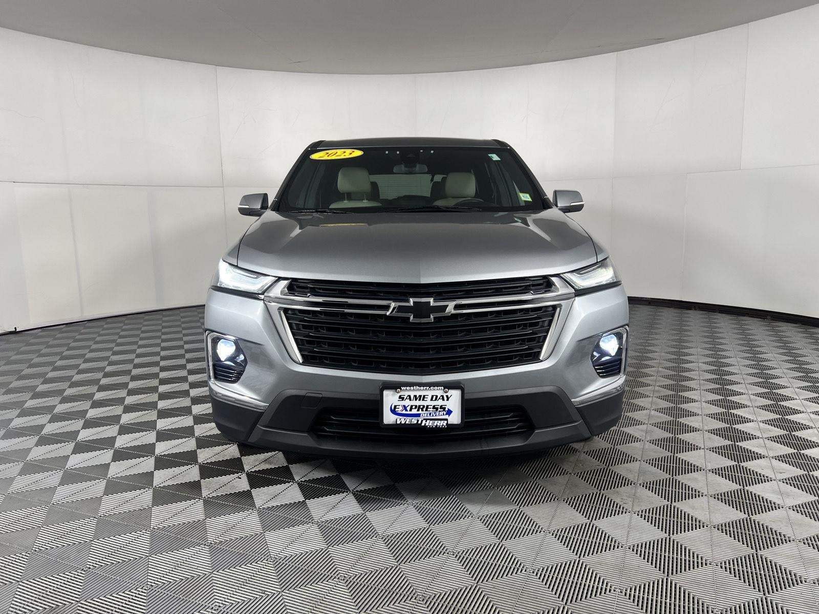 2023 Chevrolet Traverse LS