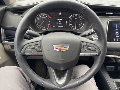 2023 Cadillac XT4 Luxury