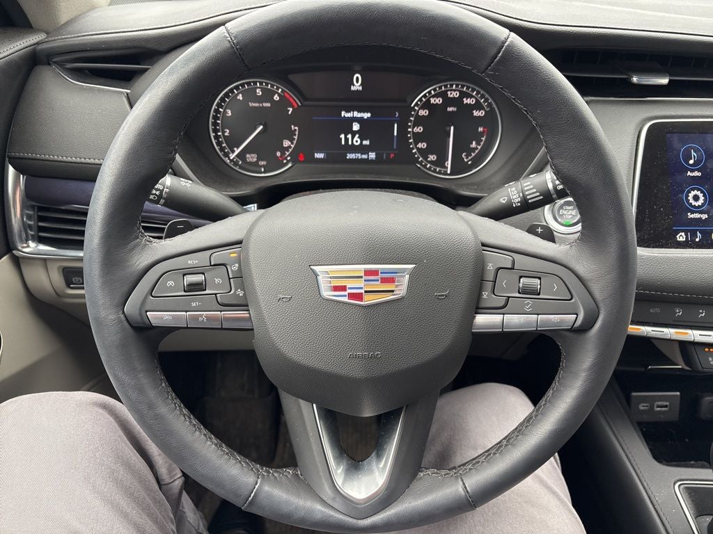 2023 Cadillac XT4 Luxury