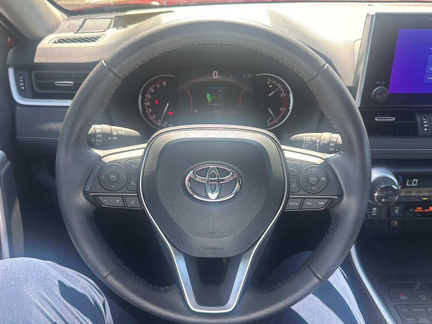 2024 Toyota Rav4 XLE Premium