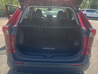 2024 Toyota Rav4 XLE Premium