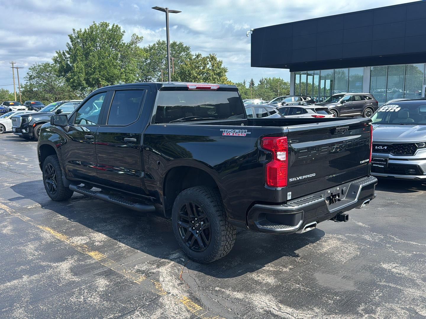 2024 Chevrolet Silverado 1500 Custom Trail Boss