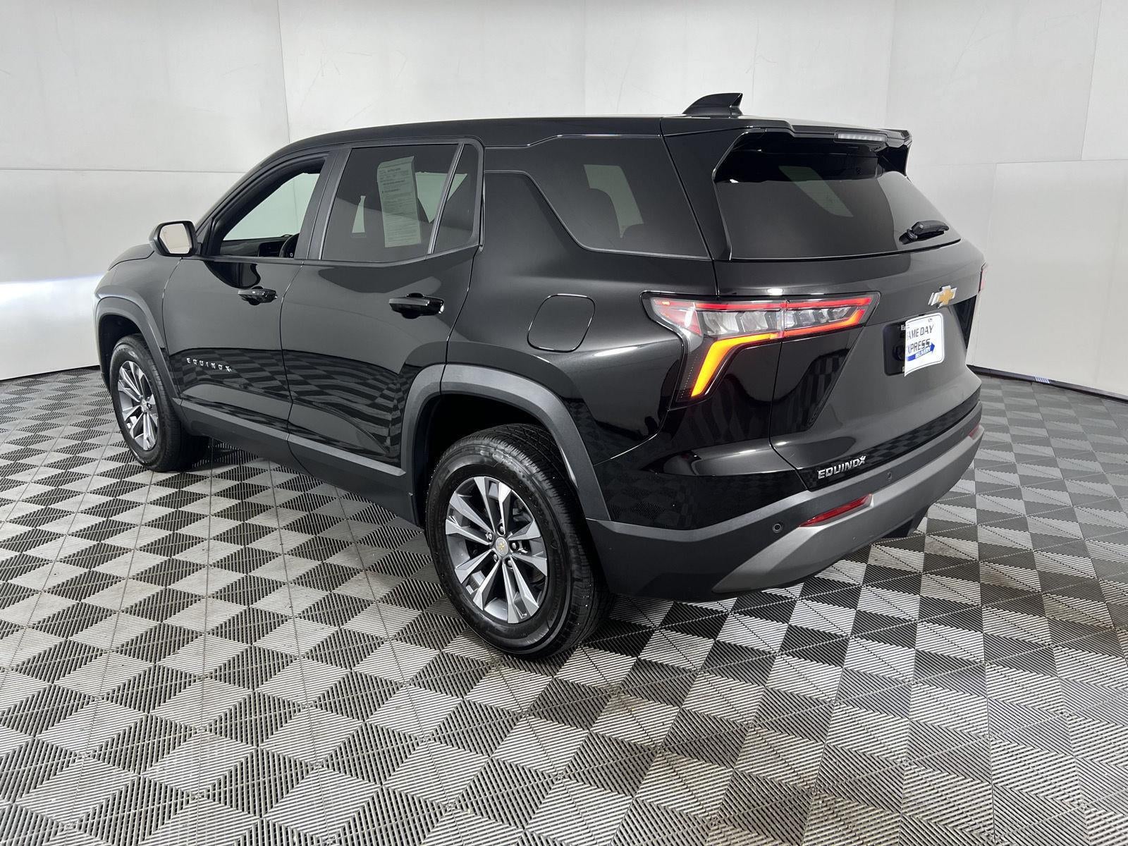 2025 Chevrolet Equinox FWD LT