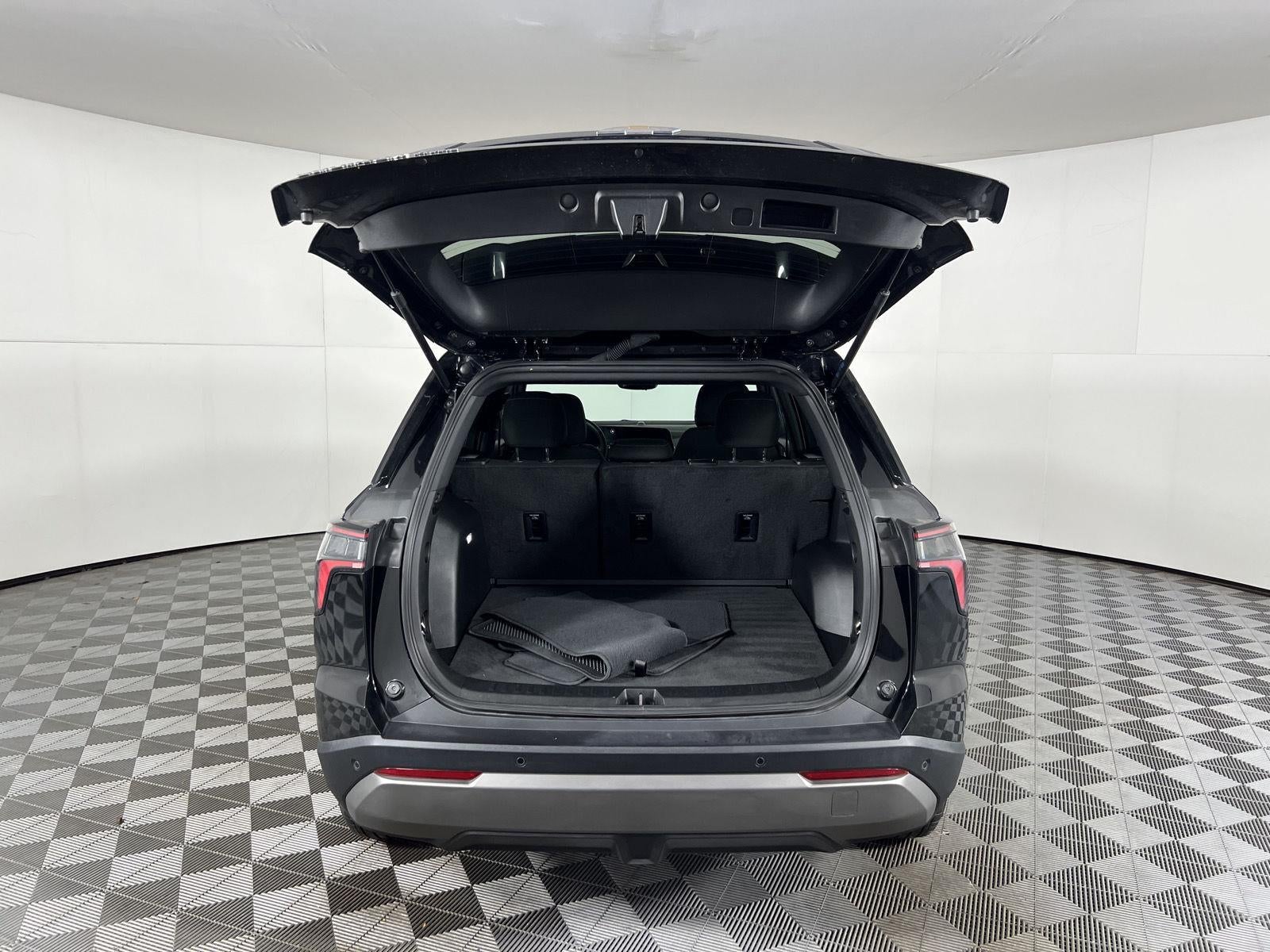 2025 Chevrolet Equinox AWD LT