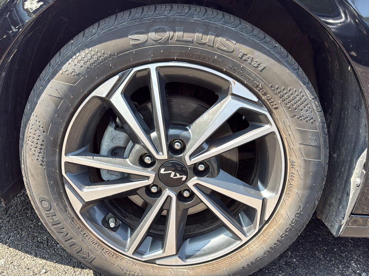 2023 Kia Forte LXS