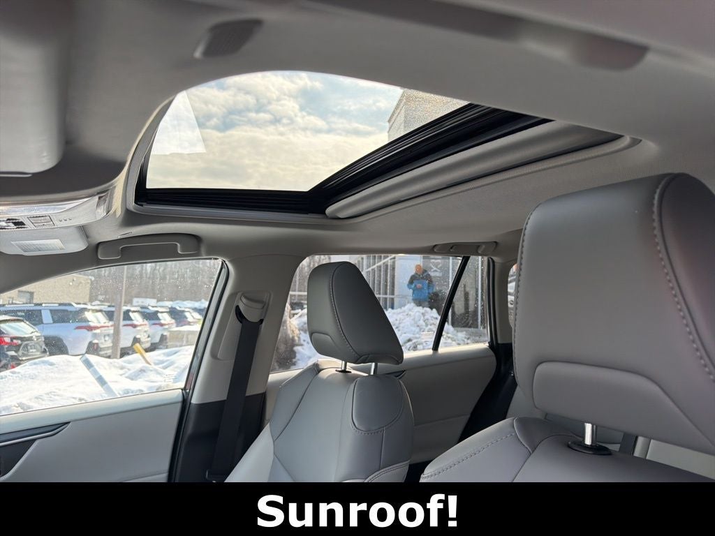 2025 Toyota RAV4 Hybrid XLE Premium