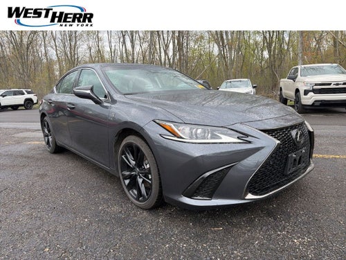 2025 Lexus ES 300h F SPORT Design