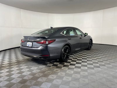 2025 Lexus ES 300h F SPORT Design